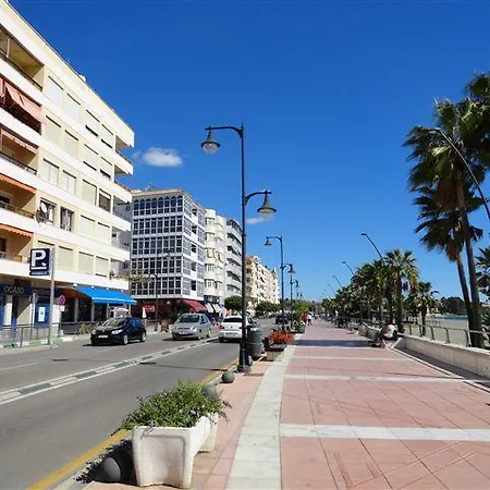 Apartamento Playa De Estepona